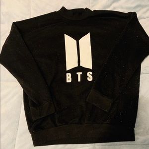 BTS BLACK SWEATSHIRT